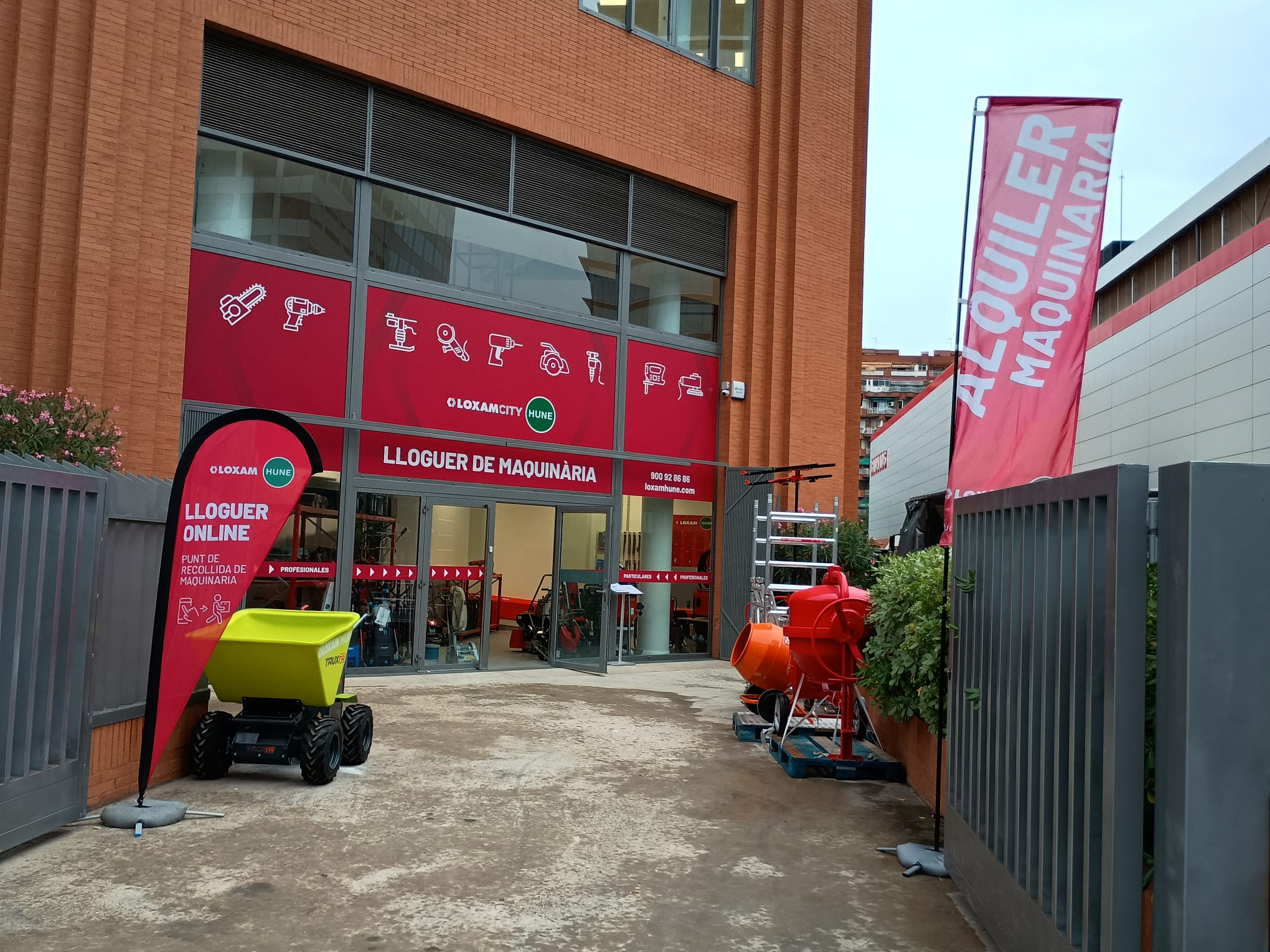 Alquiler%2520de%2520herramientas%2520y%2520maquinaria%2520barcelona%2520zon%2520franca