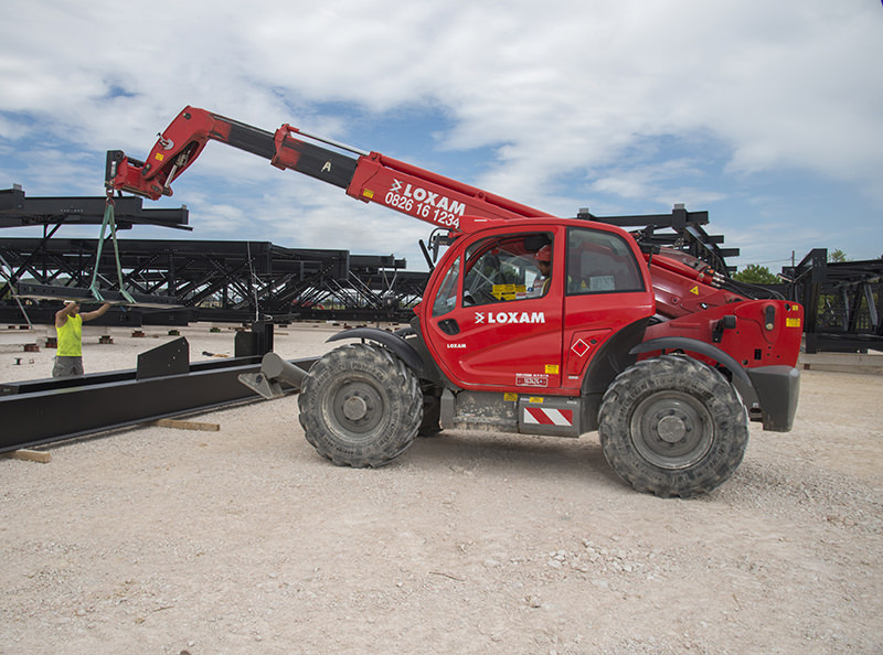 Manipuladora Telescópica 13m  image