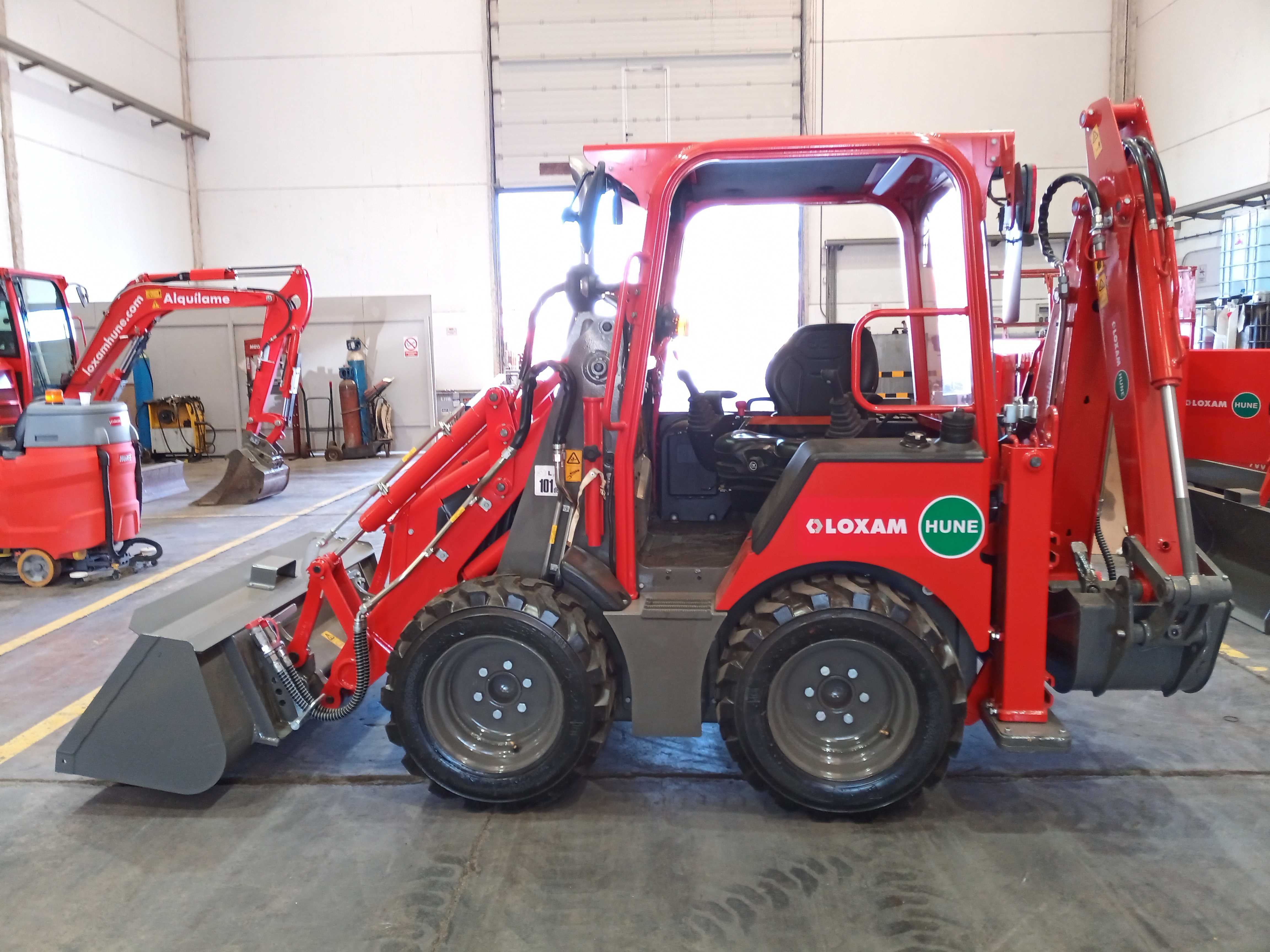 Imagen Retroexcavadora mixta 3000kg